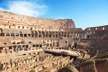 Colosseum and Ancient Rome small group walking Tour in Spanish