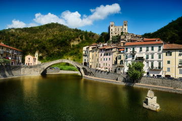 Full-Day Custom Private Tour from Nice to Dolceacqua and Sanremo, Italy
