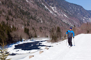Nordic Backcountry Skiing Tour in Parc national de la Jacques-Cartier