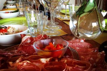 Private Organic vineyard Tour with wine, Olive Oil and Tuscan Meal