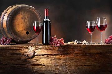 Typical Andalusian Dinner with Wine Pairing in Málaga
