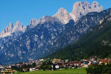 Venice Super Saver: Dolomite Mountains Day Trip and Skip-the-Line Venice in One Day Tour