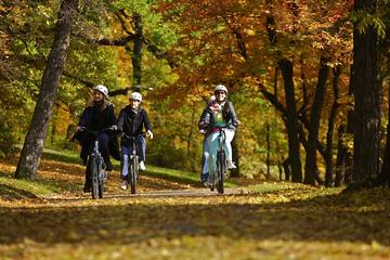 3-Hour Electric Bike City Tour in Prague