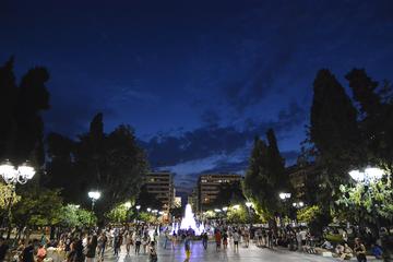 Athens Night Tour with Drink and Meze