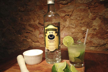 Caipirinha Class with Santa Teresa and Lapa Neighbohood