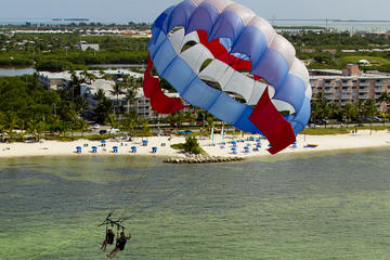 Parasailing Smathers Beach Key West