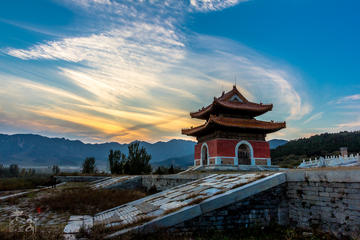 All Inclusive Private Hiking Day Tour at Huangyaguan Great Wall and Qing Tombs