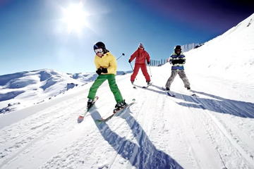 Private Day Trip to Beijing Nanshan Ski Resort and Chunhuiyuan Hot Spring