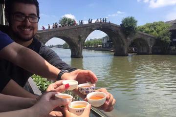 Private Half Day Tour: Zhujiajiao Ancient Water Town with Local Delicacies