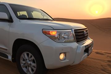 Private Afternoon 4x4 Dubai Desert Safari with BBQ Dinner
