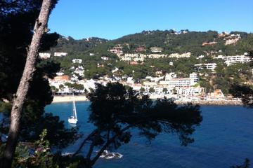 Girona and Costa Brava Day Tour with Driver Guide