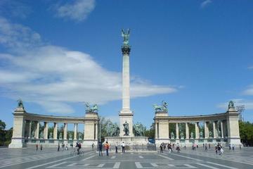 Communist Tour of Budapest with private transport and guide