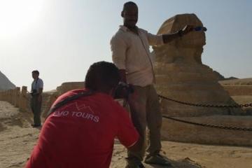 Cairo highlights visit Giza Pyramids and Sphinx