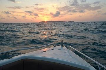 Phi Phi Early Morning Tour by Speed Boat With Lunch