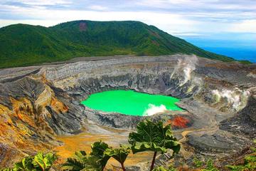 Cartago Highlights with Irazu Volcano and Hot Springs Private Tour