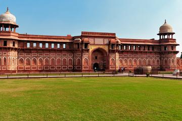 Agra Fort Admission Ticket with Optional Transfer
