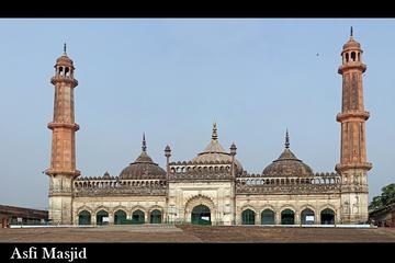 Monument Touch: Full-Day Lucknow Sightseeing Tour