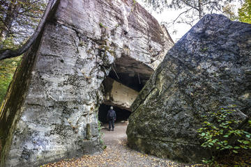 Wolfs Lair and Swieta Lipka 1 Day Tour from Warsaw