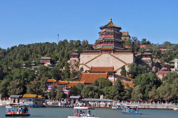 All-inclusive Private Day Tour to Mutianyu Great Wall and Summer Palace