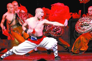 Beijing Kungfu Show and Hotpot Dinner Experience