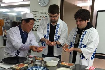 Sushi-making Experience and Lunch in Nagoya