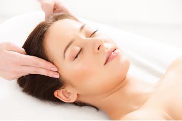 1-Hour Facial Hydrating Treatment Experience in Taipei