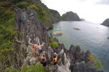 Private El Nido Island Hopping Tour from Puerto Princesa City