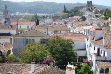 Private Tour: Óbidos and Nazaré with Optional Wine Tasting