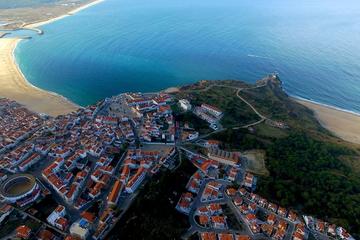 Private Tour: Three Wonders of the West Coast from Lisbon
