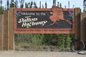 Small-Group Arctic Circle Drive and Fly Tour from Fairbanks