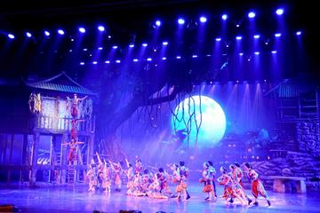 Charming Western Hunan Show with Private Transfer