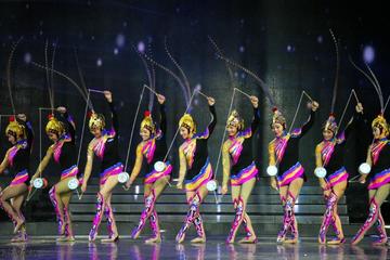 Private Beijing Tour To Mutianyu Great Wall And Acrobatic show