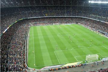 Milan Football Tour: San Siro Stadium and Casa Milan with Optional Lunch