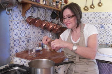 Private Cooking Class with Catherine Near Arc de Triomphe