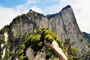 Xi'an Terracotta Army and Mt Huangshan Private 2-Day Package