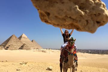 2-Hour Camel or Horse Ride Excursion Around the Pyramids