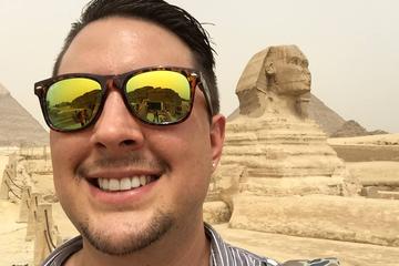 private day tour 8 hour full day Giza pyramids Skakkara Memphis Dahshour red and bent pyramids