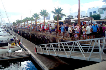 Playa Blanca street market and free time