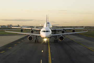Arrival or Departure Private Transfer: Heathrow Airport to Southampton Cruise Port