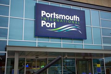 One Way or Round Trip Private Transfer: London to Portsmouth Cruise Ferry Port