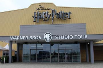Private One Way or Round Trip : Luton Airport to Harry Potter Studio Watford