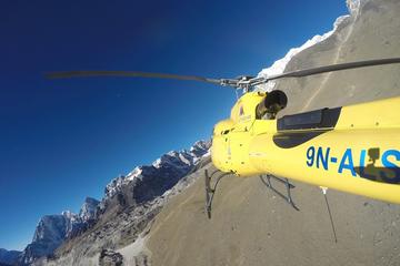 Helicopter tour to Everest
