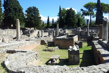 Split Walking Tour of Gertrude Belle: The Queen of the Desert in Dalmatia