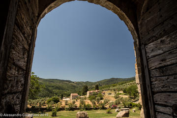 Tuscan Castle and Ancient Cellars Visit with Wine Tasting Experience near Florence