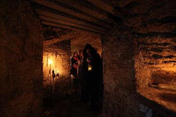 Ghostly Underground Vaults Tour in Edinburgh