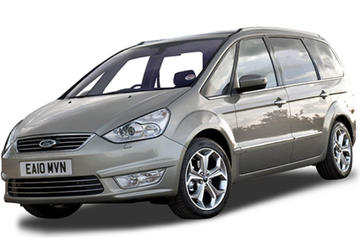 Private Arrival Transfer Connection Gatwick Airport to Heathrow Airport for Up to 5 Passengers