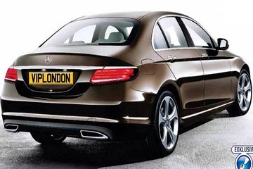Private Arrival Transfer: London Gatwick Airport to Central London for Up to 3 Passengers