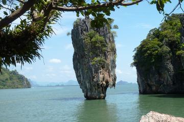 Full Day Phang Nga and Canoe by Speedboat from Phuket Including Lunch