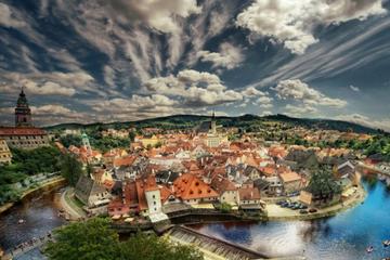Private Sightseeing Trip from Vienna to Prague via ?eský Krumlov