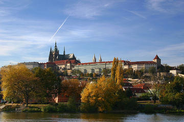 Private tour from Cesky Krumlov to Prague with a Guided tour at the Budweiser brewery